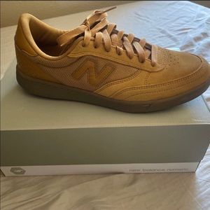 New Balance 440 shoe tan/gum